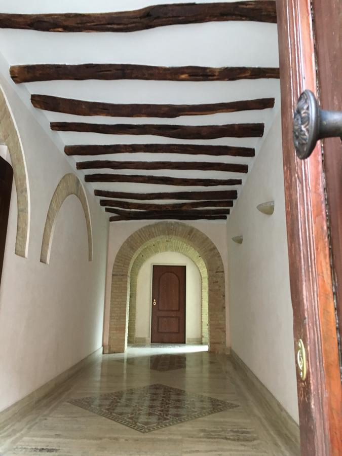 Antico Corso Charme Panzió Cagliari Kültér fotó